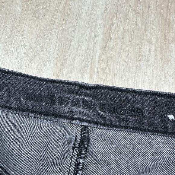 American Eagle Black 90s Bootcut High Rise Casual Everyday Denim Jeans 10 SHORT - Picture 12 of 16